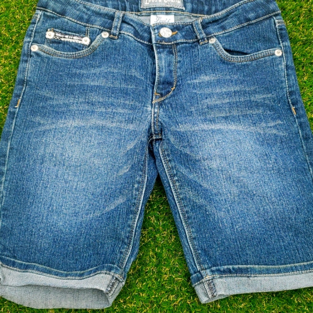 Rolled jean shorts